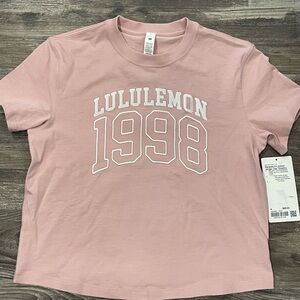 Lululemon Oversized Cropped T-shirt